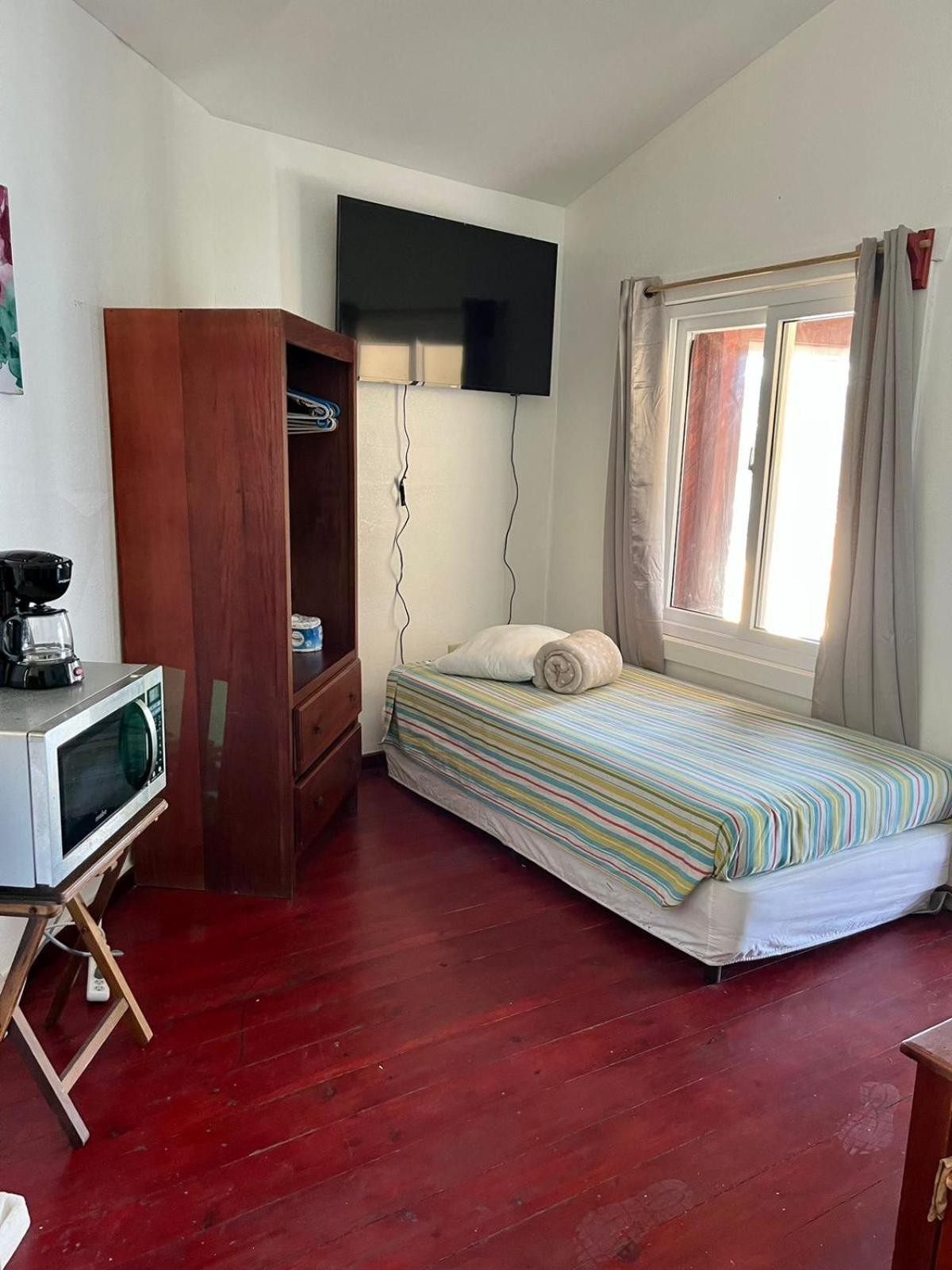 Fosters West Bay Resort Kültér fotó