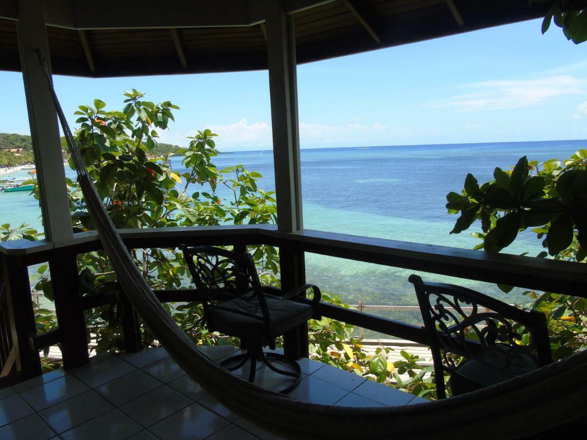 Fosters West Bay Resort Kültér fotó